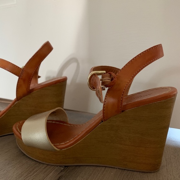 Wedges - Picture 3 of 5